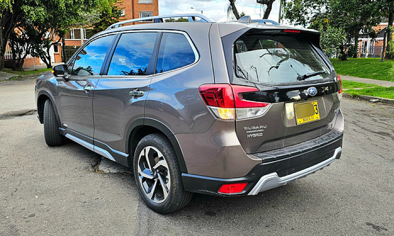 Subaru Forester Hybr...
