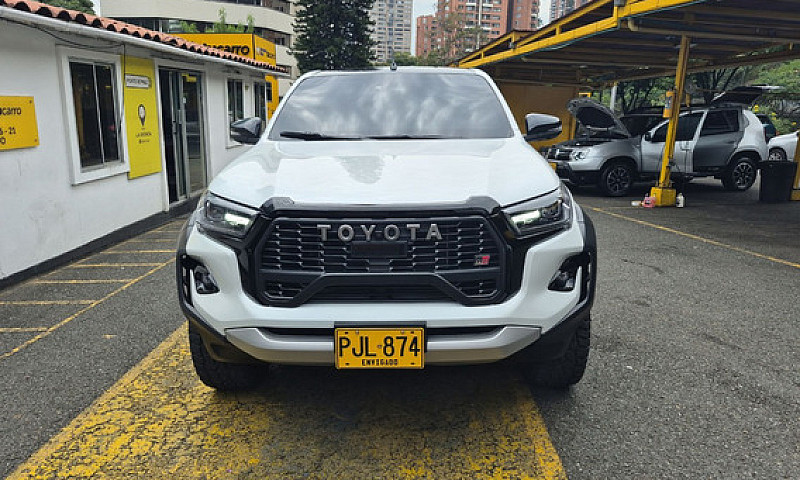Toyota Hilux 2.8 Gr ...