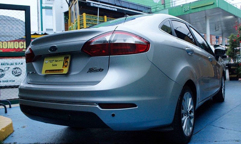 Ford Fiesta 1.6 Tita...