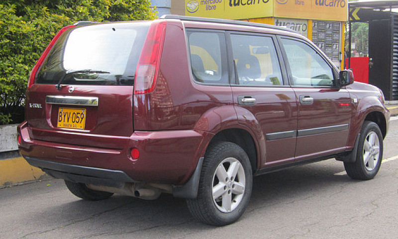 Nissan X-Trail 2.5 X...