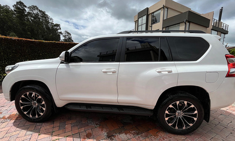 Toyota Prado 3.0 Tx-...