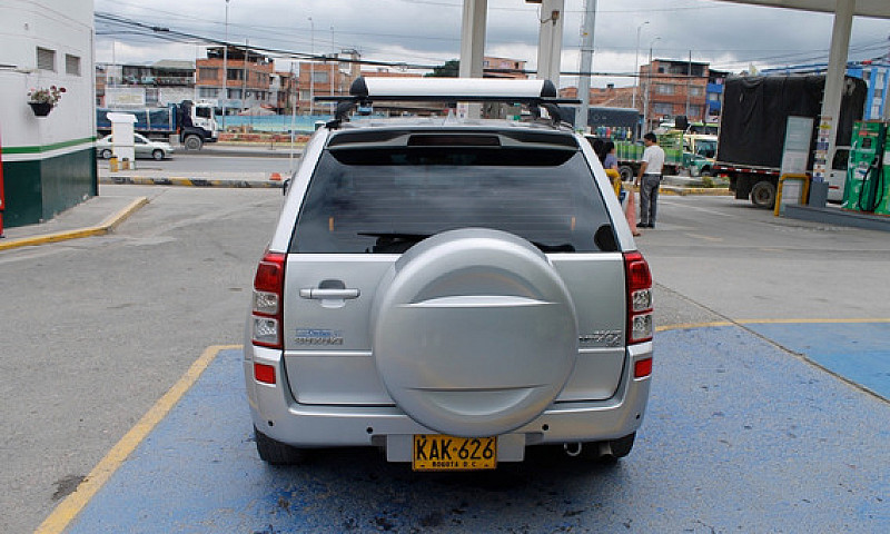 Suzuki Grand Vitara ...