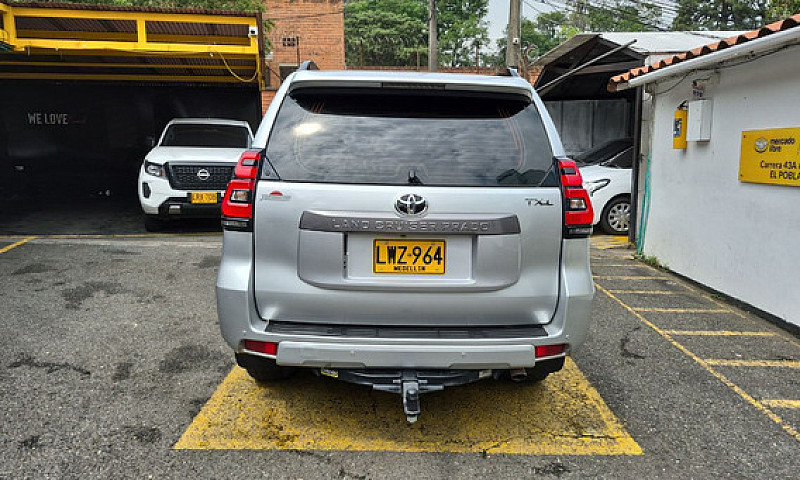 Toyota Prado 2.8 Tx-...