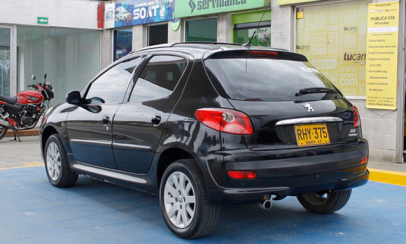 Peugeot 207 1.6 Comp...