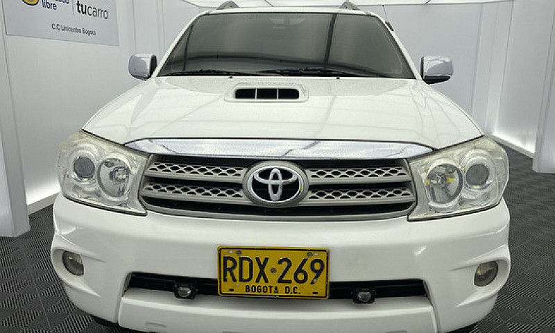 Toyota Fortuner 3.0 ...