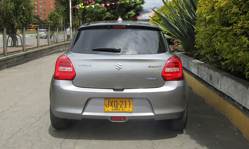 Suzuki Swift 1.2 Hyb...