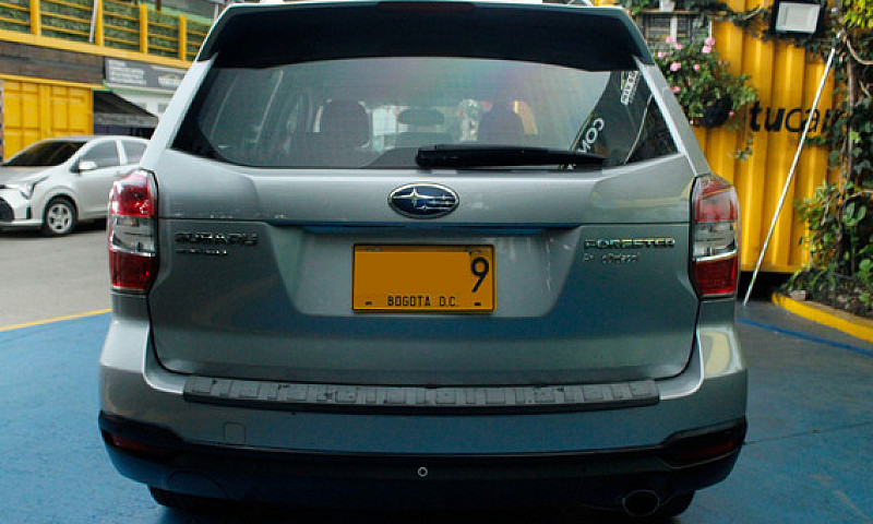 Subaru Forester 2.0 ...