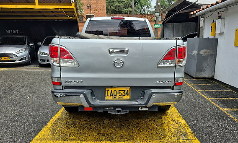 Mazda Bt-50 3.2 Dies...