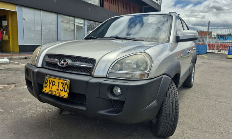 Hyundai Tucson 2.7 G...