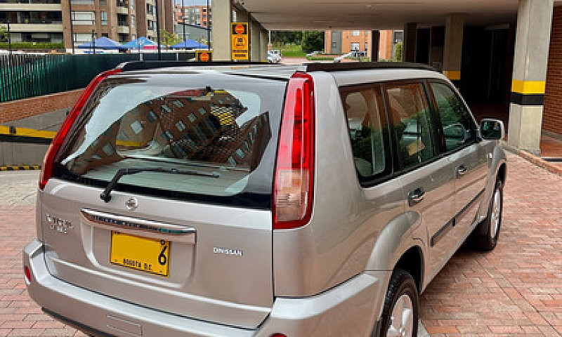 Nissan Xtrail 2.5 S ...