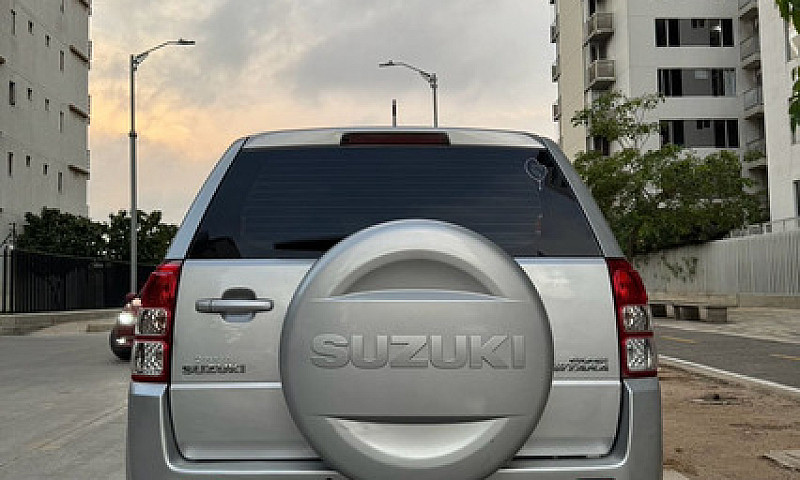 Suzuki Grand Vitara ...
