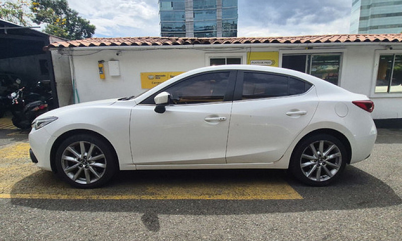 Mazda 3 2.0 Grand To...