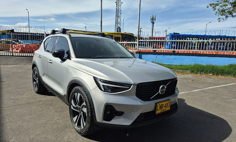 Volvo Xc40 2.0 B5 Hi...