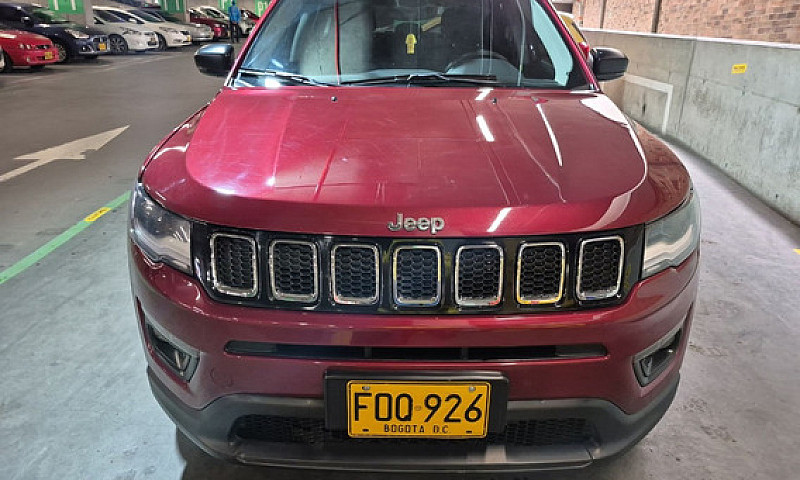 Jeep Compass 2.4...