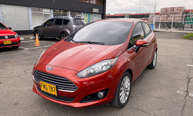 Ford Fiesta 1.6 Tita...