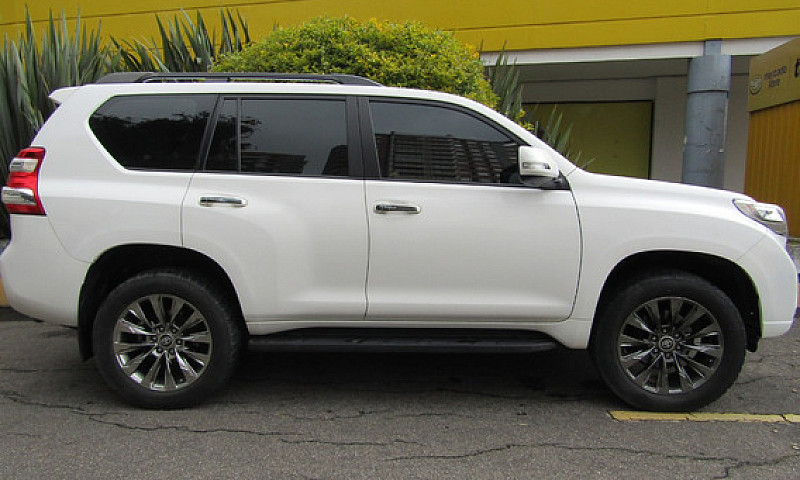 Toyota Prado 3.0 Tx-...