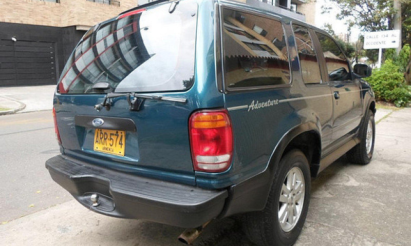 Ford Explorer 4.0 Av...
