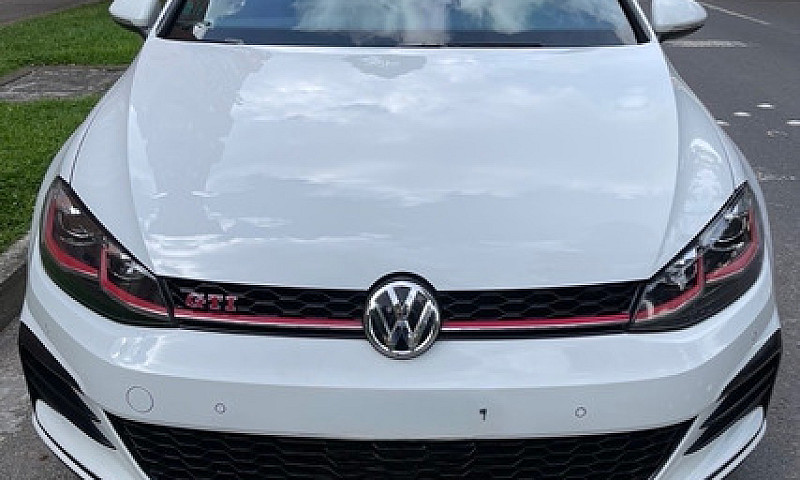 Volkswagen Golf 2.0 ...