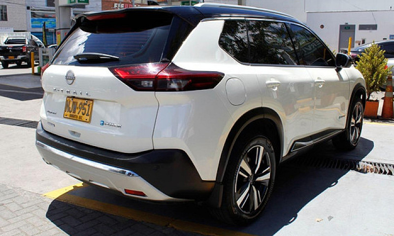 Nissan X-Trail 1.5 E...