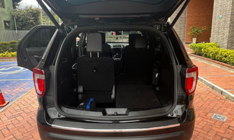 Ford Explorer 2.3 Li...