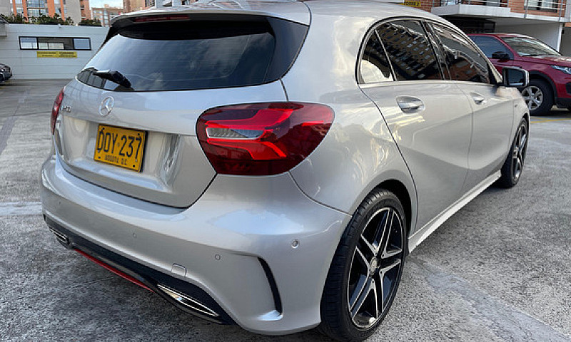 Mercedes-Benz Clase ...