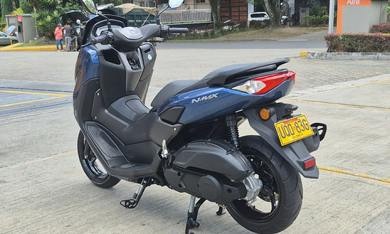 Yamaha N-Max 155 Con...