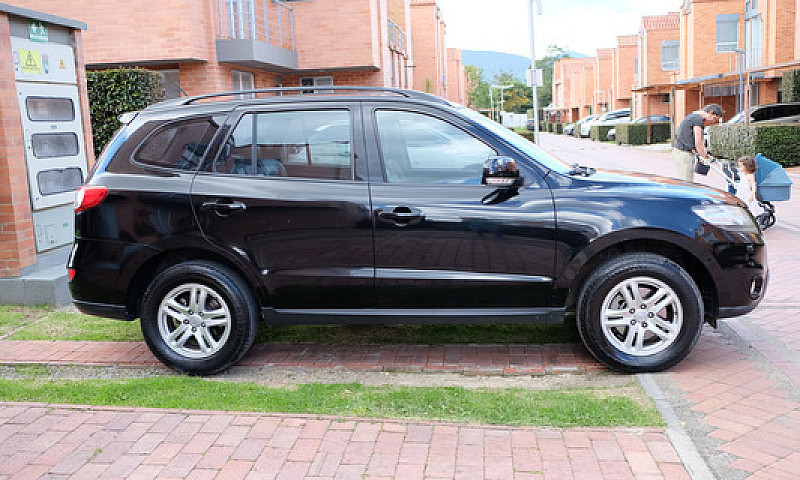 Hyundai Santa Fe 2.4...