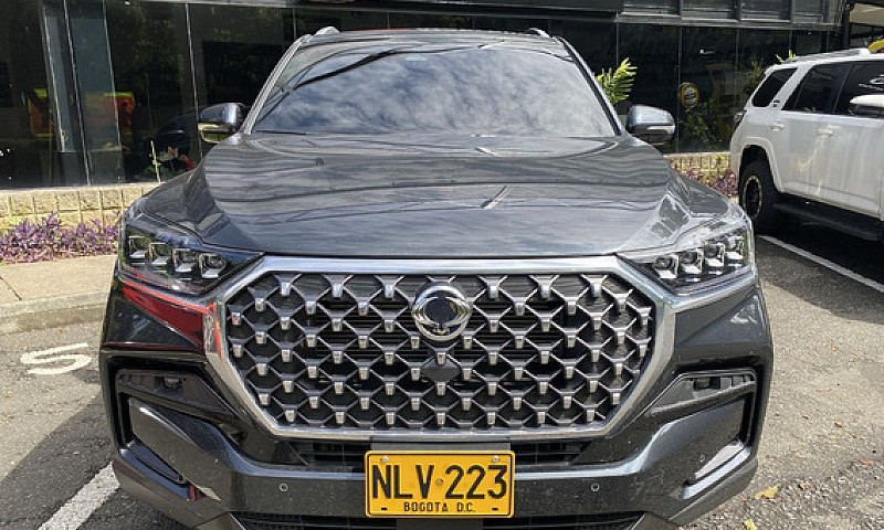 Ssangyong Rexton 2.2...