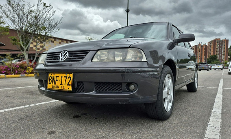 Volkswagen Gol ...