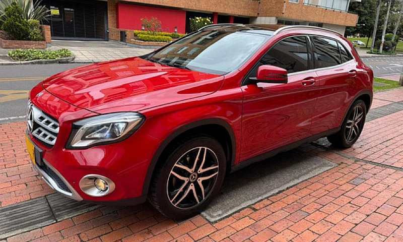 Mercedes-Benz Clase ...