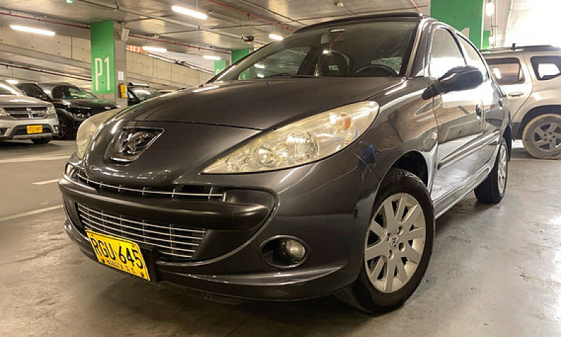 Peugeot 207 1.6 Comp...
