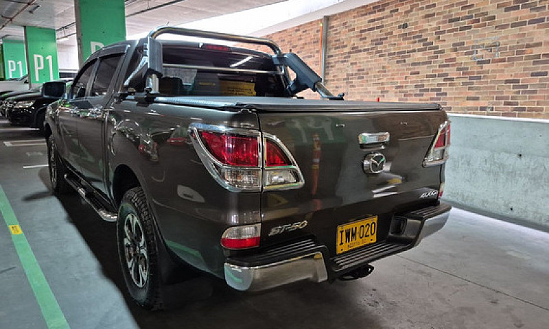 Mazda Bt50 3.2 T. Al...