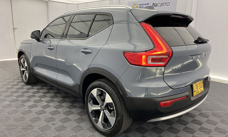 Volvo Xc40 2.0 Hibri...