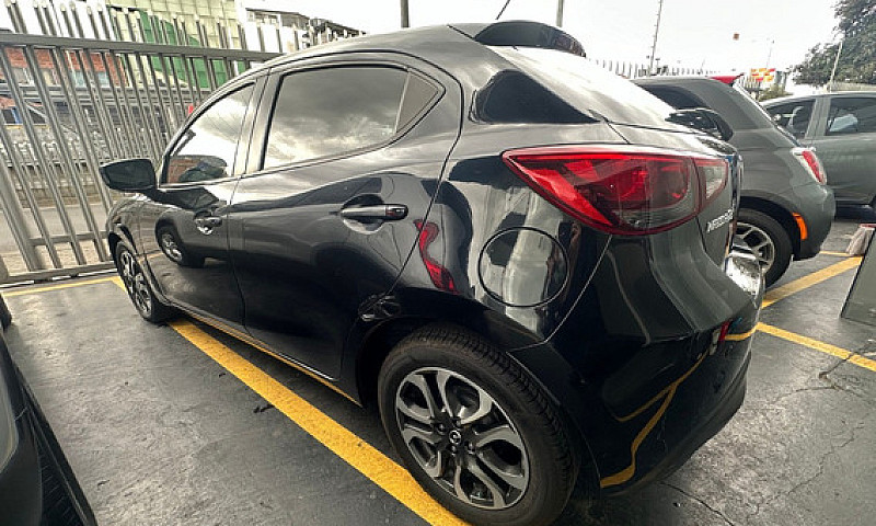 Mazda 2 1.5 Grand To...