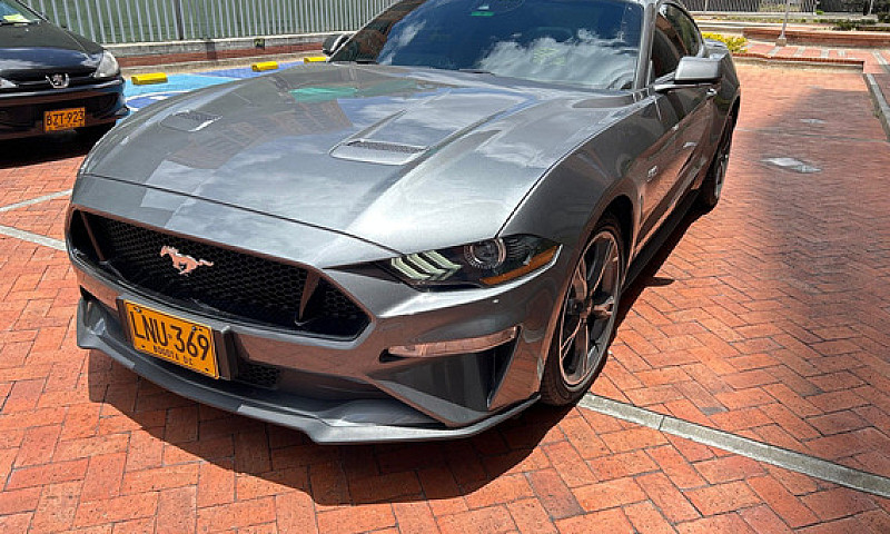Ford Mustang Gt 5.0 ...