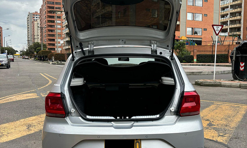 Volkswagen Gol 1.6 C...