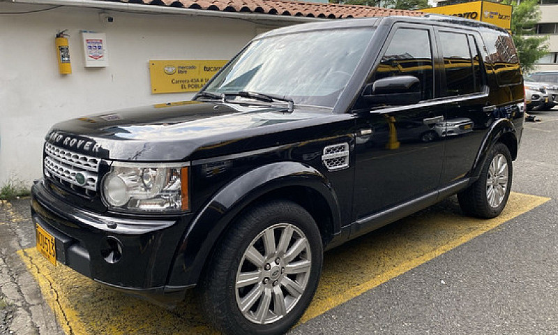 Land Rover Discovery...