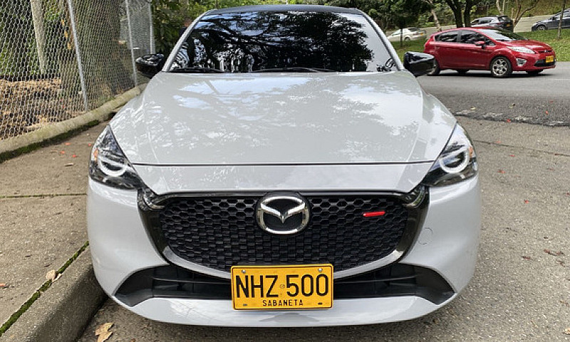 Mazda 2 2.0 Grand To...