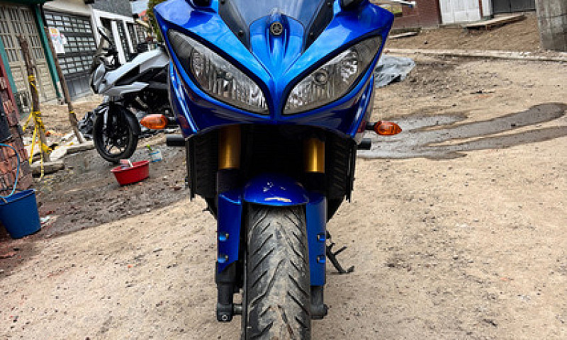 Fazer Fz8...