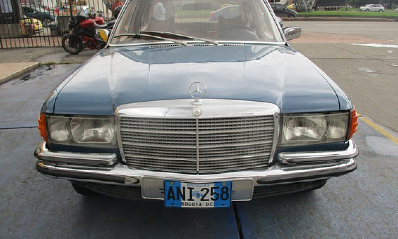 Mercedes Benz 280 Se...