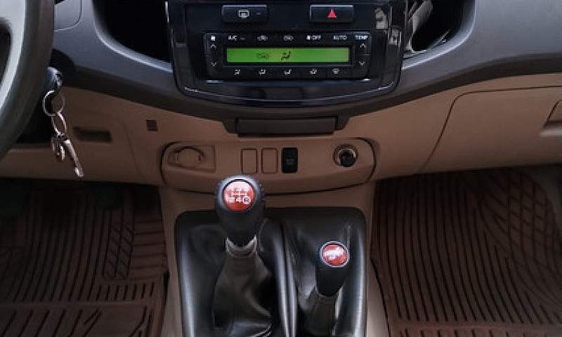 Toyota Fortuner 3.0 ...