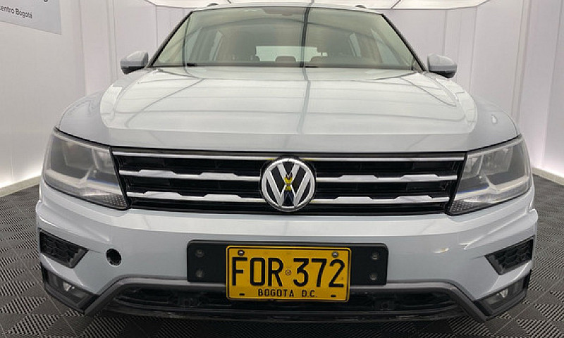 Volkswagen Tiguan Al...