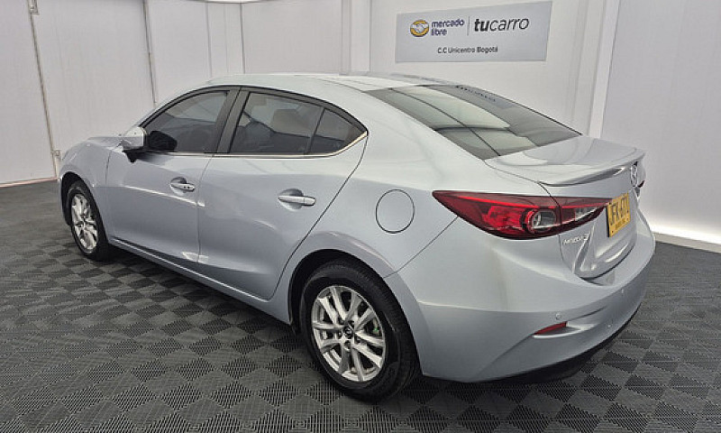 Mazda 3 2.0 Touring ...