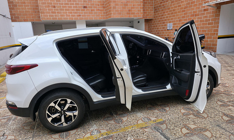 Kia Sportage 4X4 Híb...