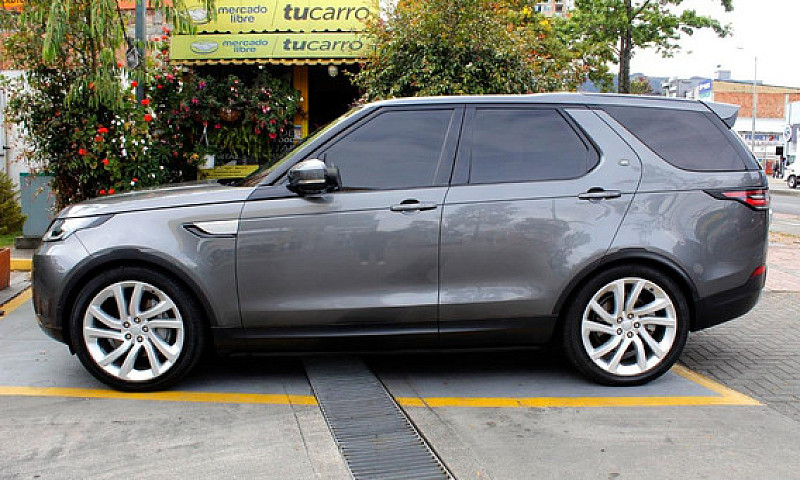 Land Rover Discovery...