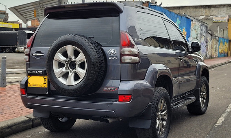 Toyota Land Cruiser ...
