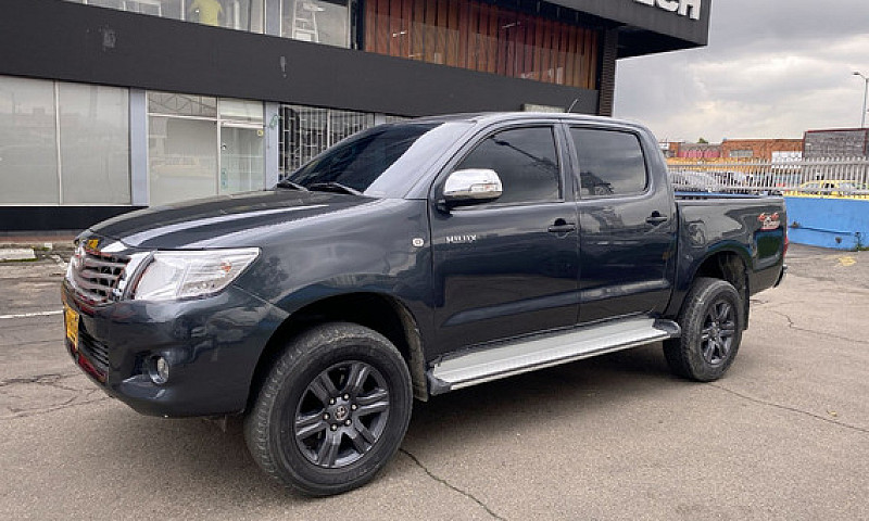 Toyota Hilux 2.5 Imv...