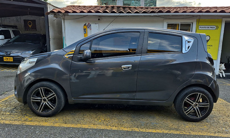 Chevrolet Spark Gt 1...