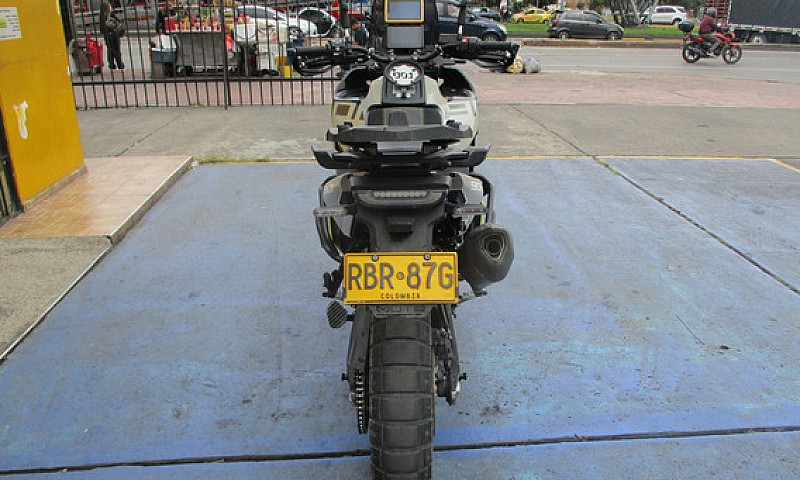 Moto Husqvarna Norde...