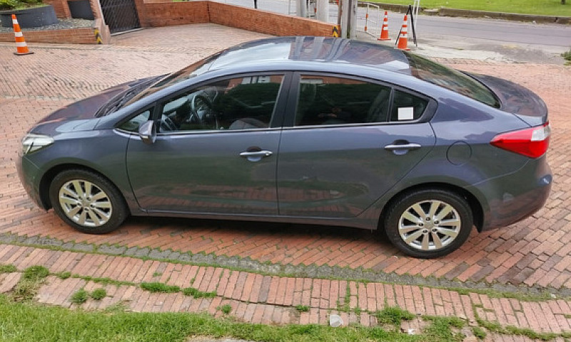 Kia Cerato Pro 1.6L...
